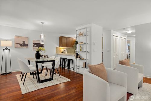 12-3018 128th Ave Se, Bellevue, WA, 98005-4388 | Card Image