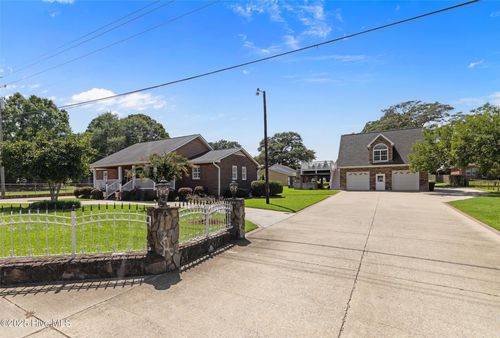 175 Galilee Rd, Smithfield, NC, 27577-9485 | Card Image