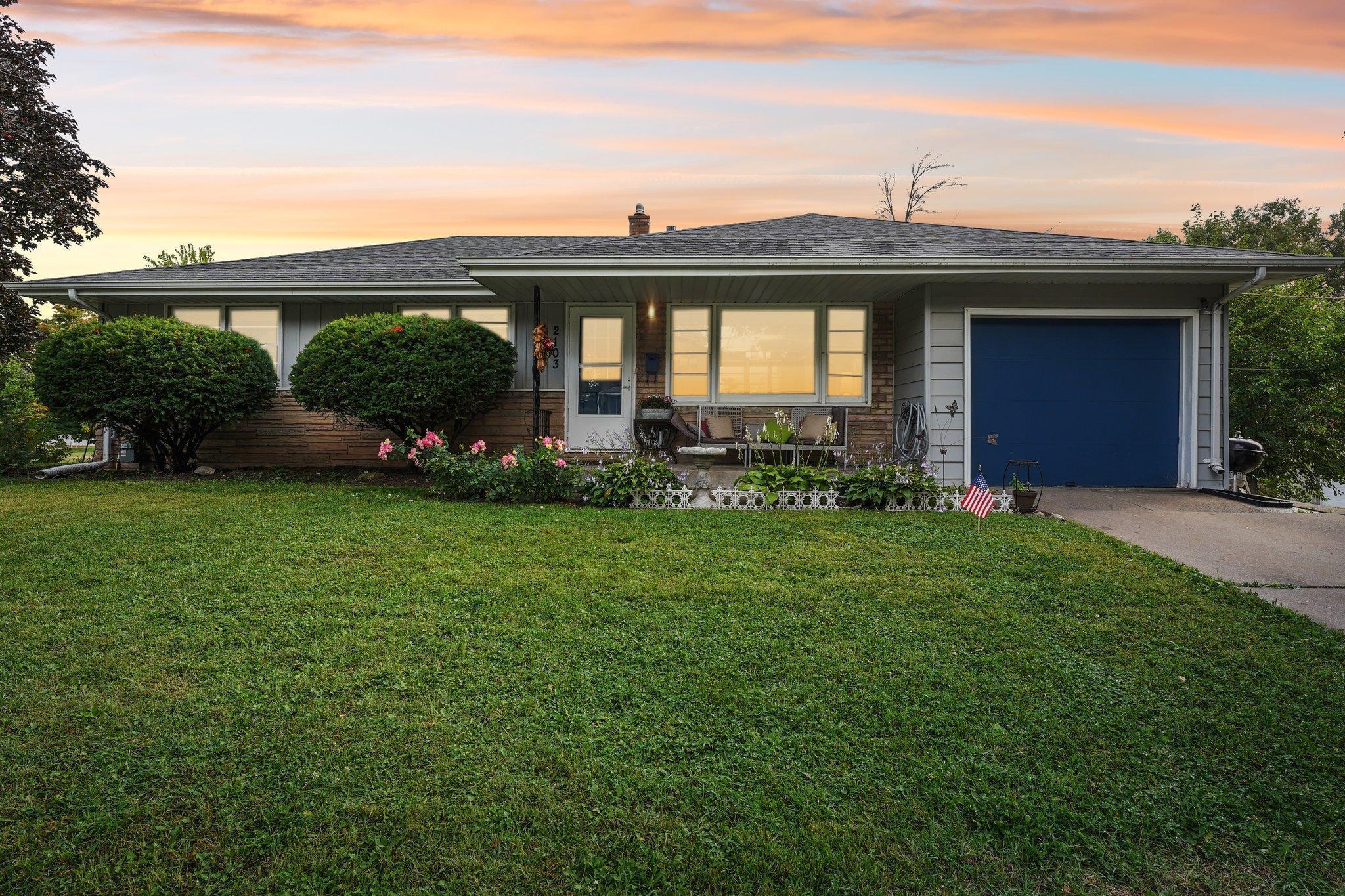 Marie Ave, South Saint Paul, MN 55075