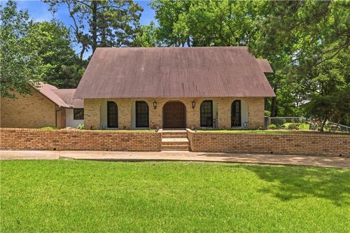 216 Azalea Ave, Pineville, LA, 71360-4782 | Card Image