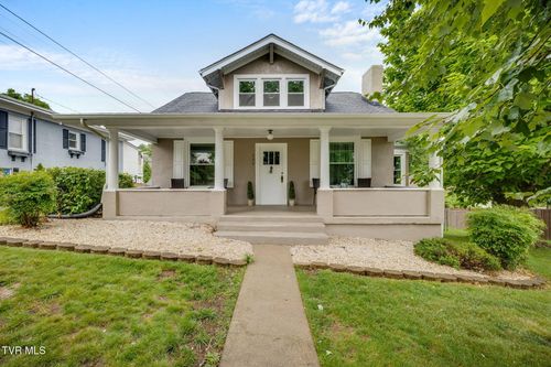 725 Park St, Bristol, VA, 24201-3431 | Card Image
