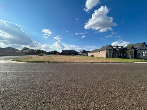 704 N 7th Street, Wolfforth, TX, 79382 | Card Image