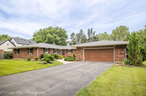 3 Golfview Pl, DeKalb, IL, 60115-1854 | Card Image