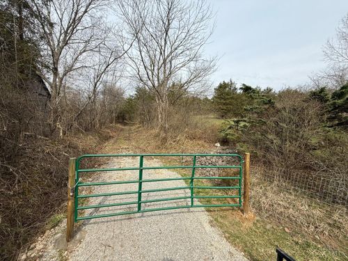 4051 State Route 41, Manchester, OH, 45144-8198 | Card Image