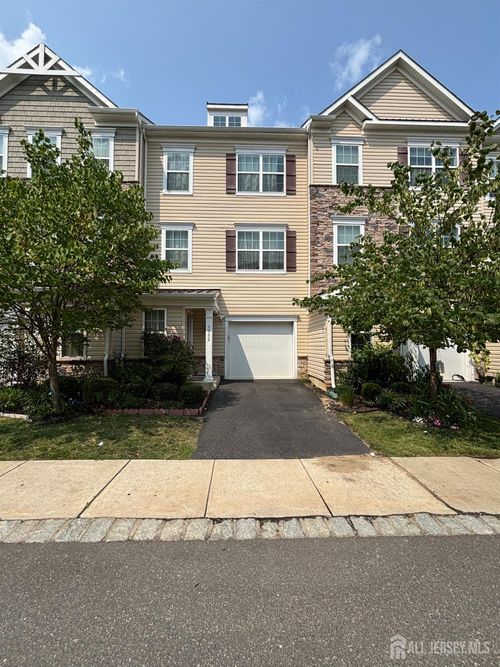1002 Hights Farm Rd N, Monroe, NJ, 08831-6835 | Card Image