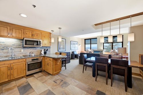 114-q2-3855 Grand Summit Dr, Park City, UT, 84098 | Card Image