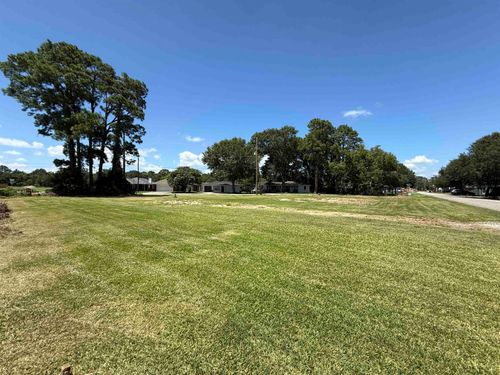 2006 5th St, Port Neches, TX, 77651-3606 | Card Image