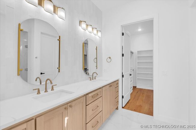 1228 N 72 Nd St, House other with 3 bedrooms, 3 bathrooms and null parking in Broken Arrow OK | Image 17
