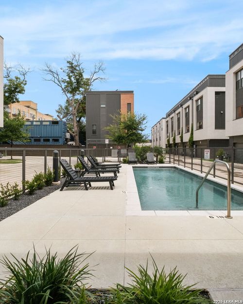 203-318 W Grayson St, San Antonio, TX, 78212-1556 | Card Image