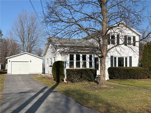 19 Washington St, Seneca Falls, NY, 13148-1629 | Card Image