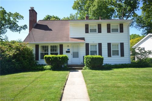 159 Pinehurst Road, Munroe Falls, OH, 44262 | Card Image