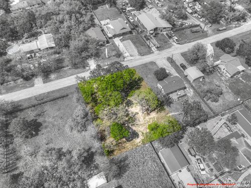 2022 Blueridge Dr, Canyon Lake, TX, 78133-4188 | Card Image