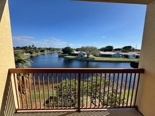 417-7640 Westwood Dr, Tamarac, FL, 33321-2320 | Card Image