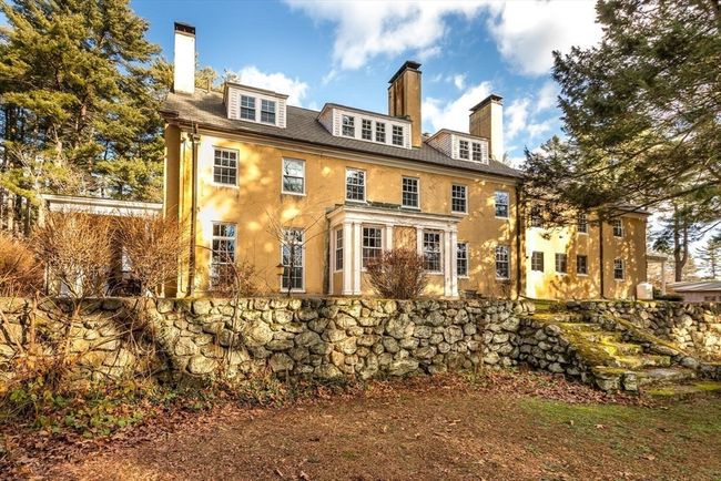 204 Ridge St, House other with 6 bedrooms, 4 bathrooms and 12 parking in Millis MA | Image 34