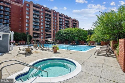 512-2230 George C Marshall Dr, FALLS CHURCH, VA, 22043-2587 | Card Image