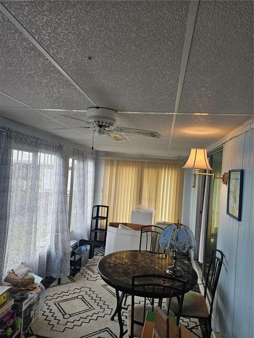 30 Riverview Dr, FRUITLAND PARK, FL, 34731-6461 | Card Image