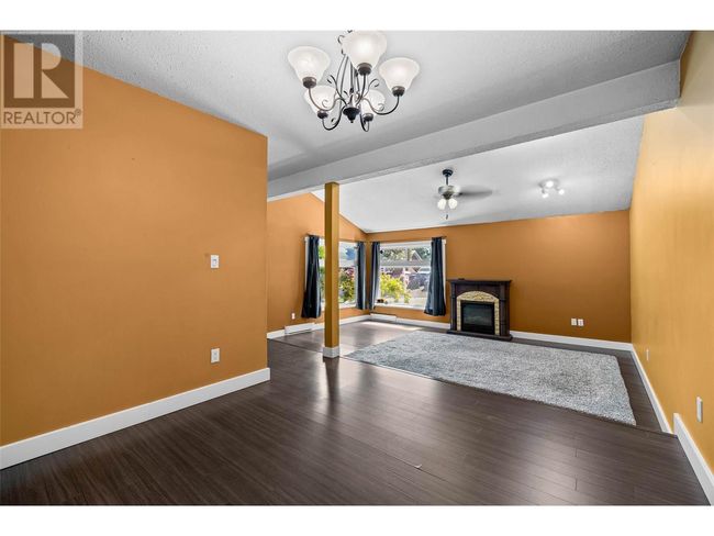 1172 Linthorpe Rd, House other with 4 bedrooms, 3 bathrooms and 4 parking in Kamloops BC | Image 13