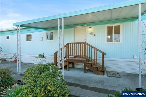 7-1418 Pine St, Silverton, OR, 97381-1374 | Card Image