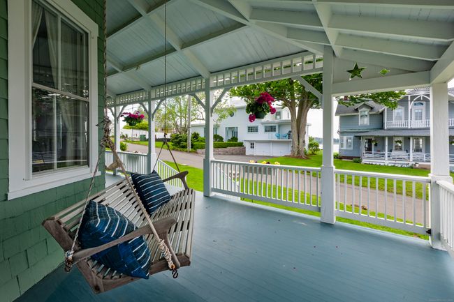 18 Prospect Hill Rd, House other with 6 bedrooms, 2 bathrooms and 1 parking in Branford CT | Image 5