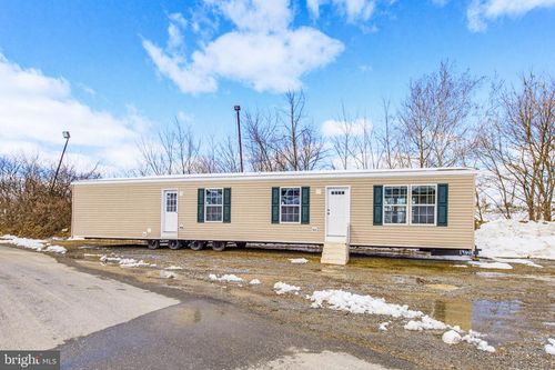 2187 Lincoln Hwy E, LANCASTER, PA, 17602-1130 | Card Image