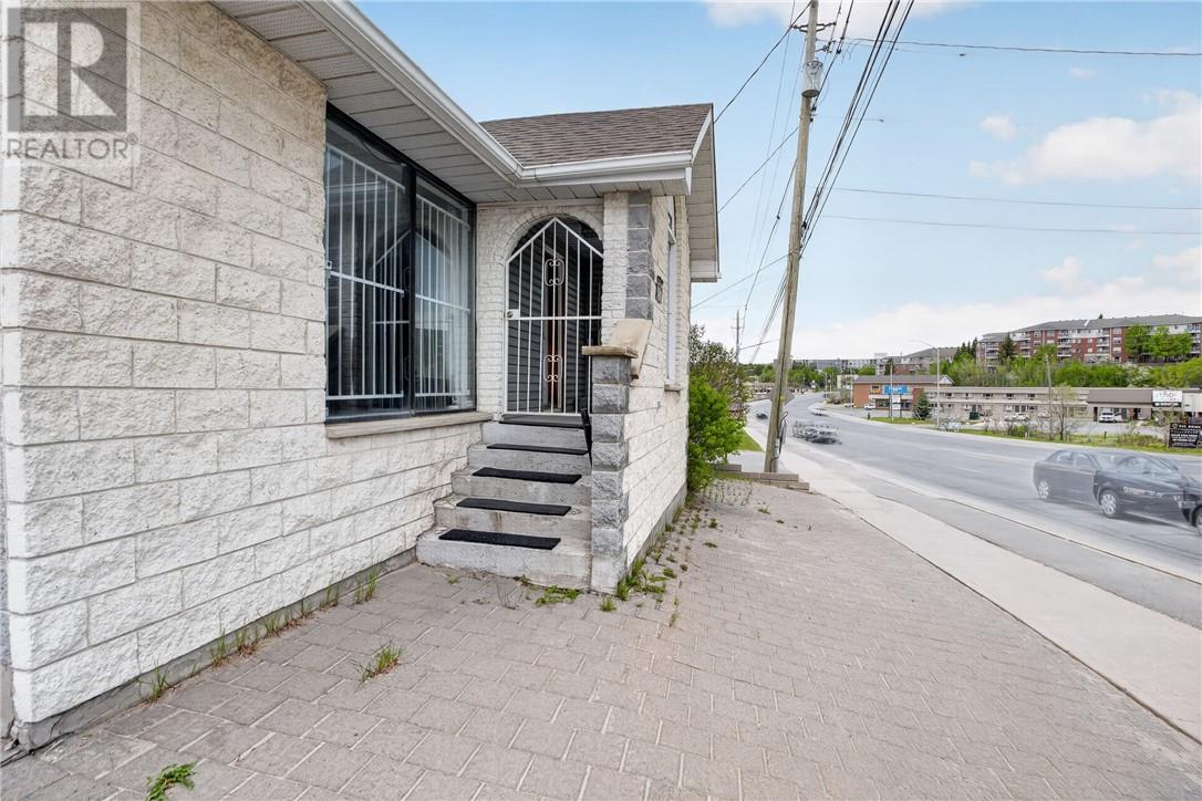 Commercial Sale in Greater Sudbury 3