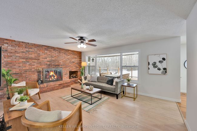 2344 Old 2 Nd Line Rd, House other with 5 bedrooms, 3 bathrooms and 6 parking in Dunrobin ON | Image 7