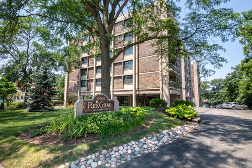 apt-4a-1110 Grove St, Downers Grove, IL, 60515-1879 | Card Image