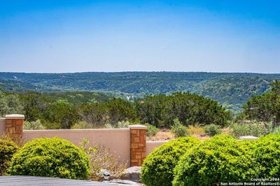 2029 Crown Ridge, House other with 4 bedrooms, 3 bathrooms and null parking in Kerrville TX | Image 2