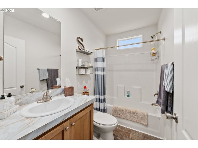 100 Crater Rd, House other with 3 bedrooms, 2 bathrooms and null parking in Camas Valley OR | Image 21