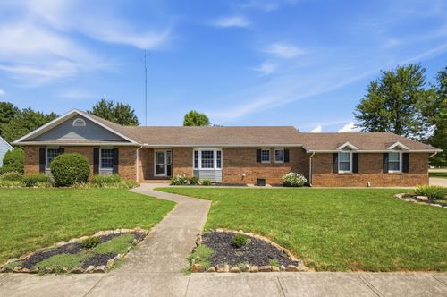 1104 Farmington Ln, Washington Court House, OH, 43160-9583 | Card Image