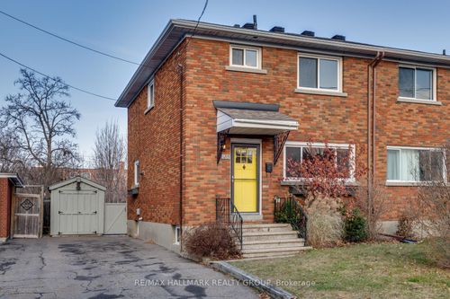 1213 Emperor Ave, Ottawa, ON, K1Z8C3 | Card Image