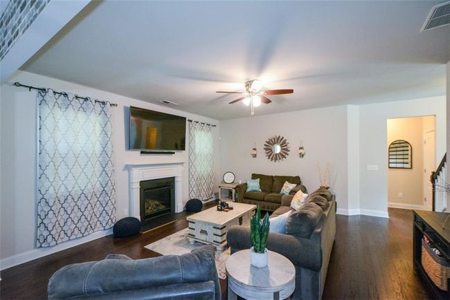 325 Paces Dr, House other with 5 bedrooms, 3 bathrooms and 2 parking in Lithia Springs GA | Image 26