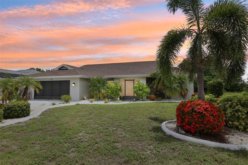 1812 New Bedford Dr, SUN CITY CENTER, FL, 33573-6100 | Card Image