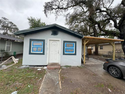 8612 N Alaska St, TAMPA, FL, 33604-1718 | Card Image