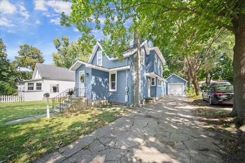 710 S Broas St, Belding, MI, 48809-1915 | Card Image