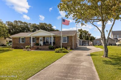 428 Bayview Drive, Harkers Island | Image 1