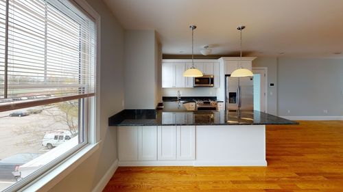 apt-12a-45 Spring St, Boston, MA, 02132-3949 | Card Image