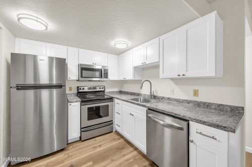 5037 Reggie Road, Reno, NV, 89502 | Card Image