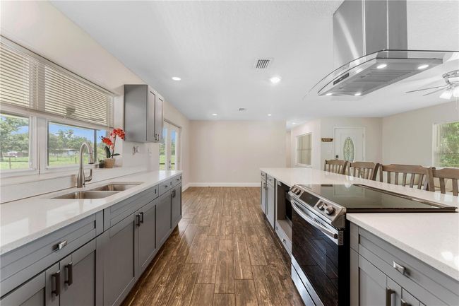 9819 Allen Rd, House other with 3 bedrooms, 2 bathrooms and null parking in Lithia FL | Image 13