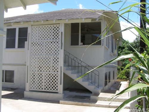 b-1240 Palamea Ln, Honolulu, HI, 96817-3334 | Card Image