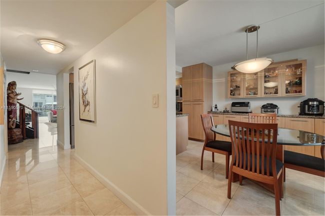 45 - 600 Ne 25th Ave, Condo with 3 bedrooms, 2 bathrooms and null parking in Hallandale Beach FL | Image 4