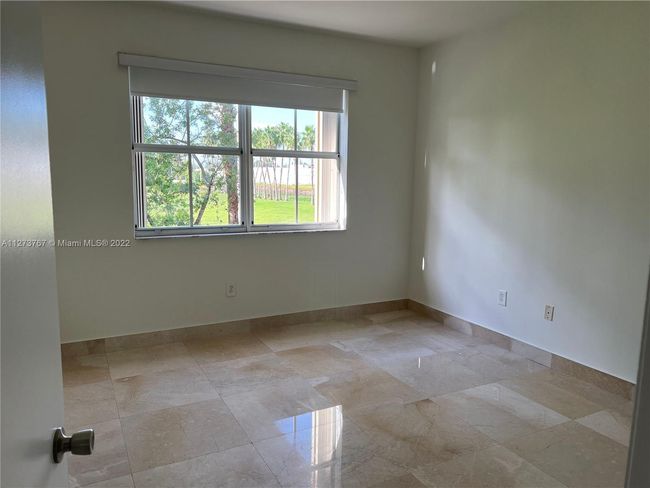 APT-488 - 11600 Nw 60 Th Ter, Condo with 2 bedrooms, 3 bathrooms and null parking in Doral FL | Image 9