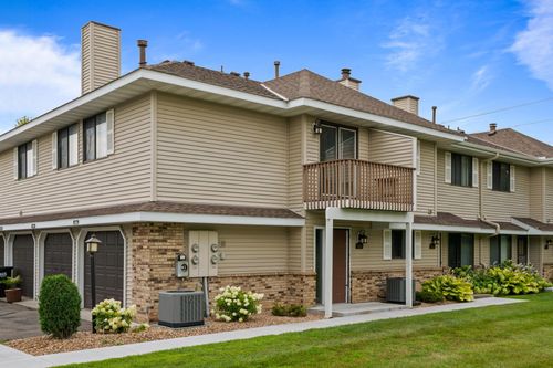 7486 Vinewood Ct, Maple Grove, MN, 55311-2820 | Card Image