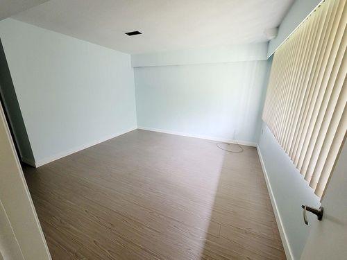 52xx Hoy Street, Vancouver, BC, V5R4P1 | Card Image