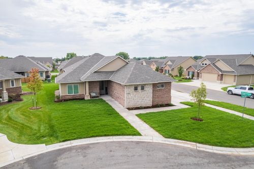 810 N Thornton Ct, Wichita, KS, 67235-3503 | Card Image