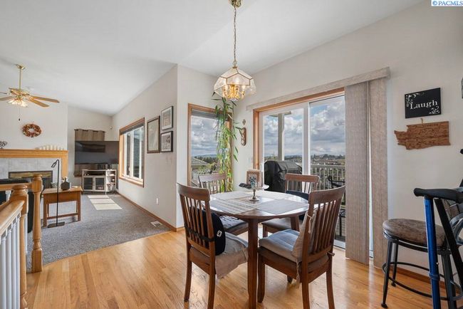 1545 Capri Ct, Condo with 4 bedrooms, 3 bathrooms and null parking in Pullman WA | Image 18