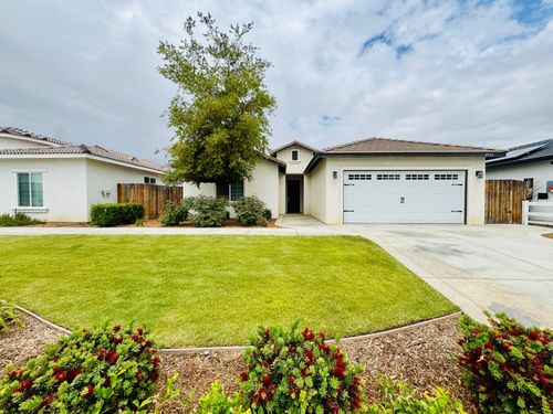 8504 Kowa Street, Bakersfield, CA, 93314 | Card Image