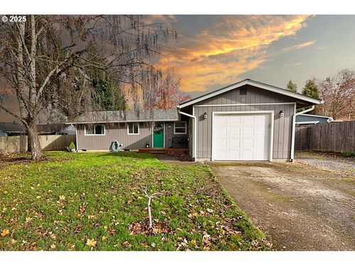 3 Revilot Ct, Molalla, OR, 97038-9347 | Card Image