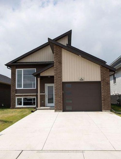 133 Howard Rd, Chatham, ON, N7M0A4 | Card Image