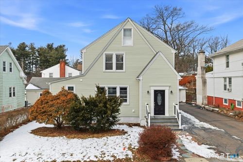 52 Coram St, Hamden, CT, 06517-2008 | Card Image